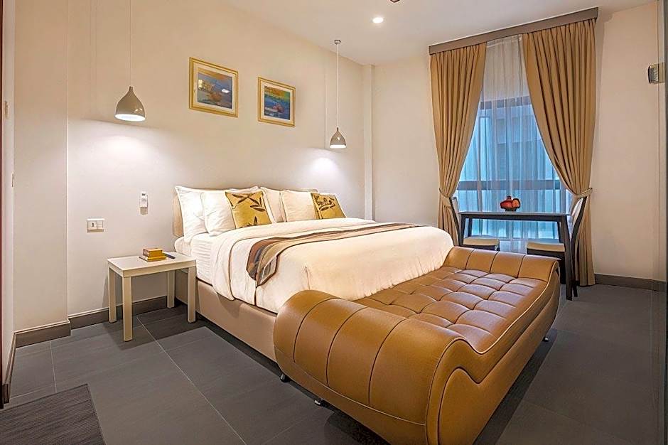 V One Pride-Sukhumvit 22, Bangkok