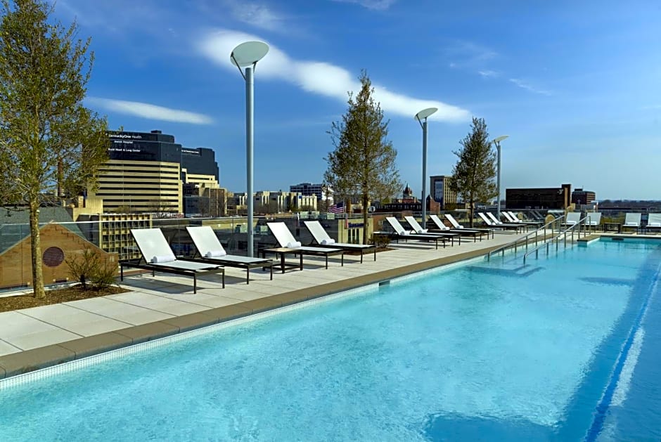 Omni Louisville Hotel
