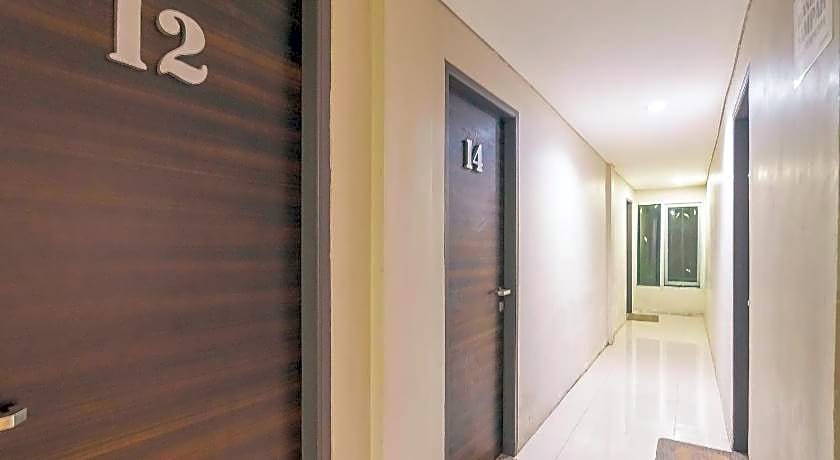 RedDoorz Plus near Sepinggan Airport 3 Balikpapan