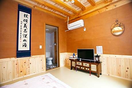 Korean-Style Family Room with Private Bathroom