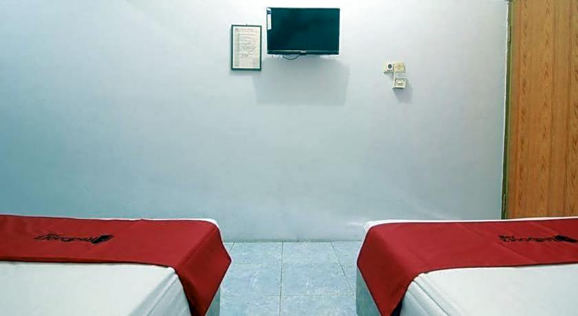 RedDoorz Syariah @ Jalan Menteri Supeno