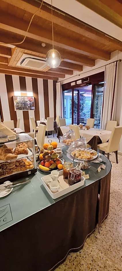 UNAHOTELS Eco Hotel Villa Costanza Venezia