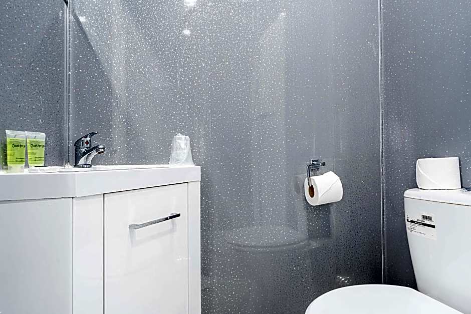 Lancaster Court Hotel