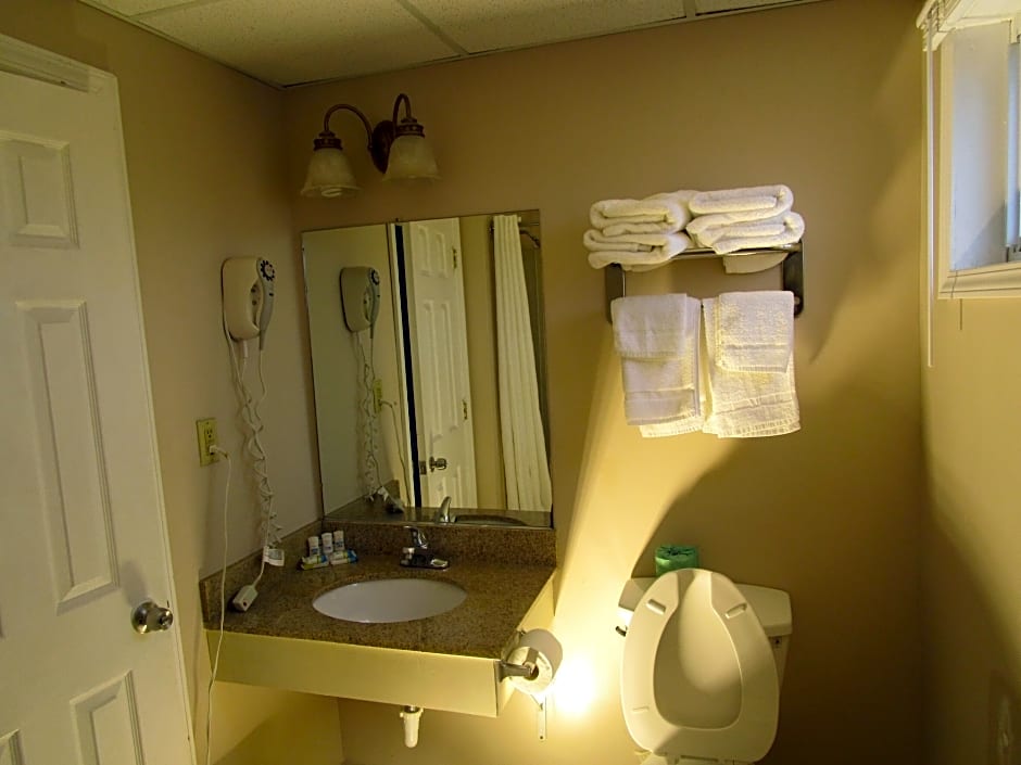 Americas Best Value Inn Neptune