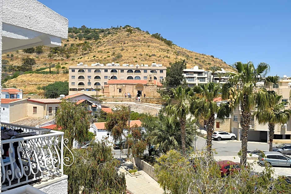 Antonis G. Hotel Apartments