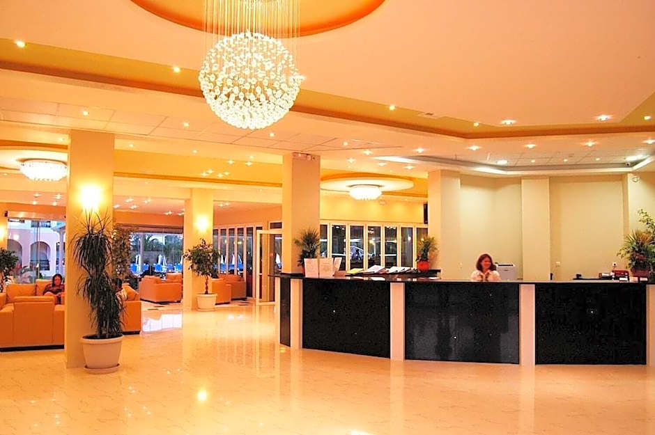 Majestic Hotel & Spa