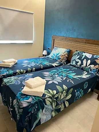 Double or Twin Room with Private Bathroom