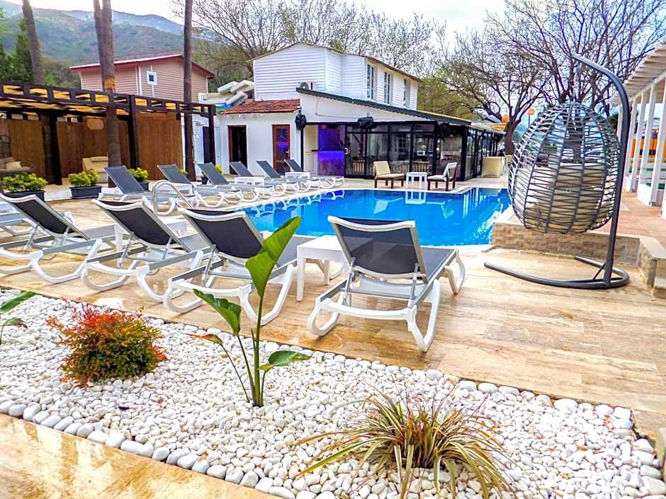 Zulu Hotel