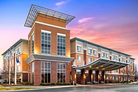 Wyndham Noblesville