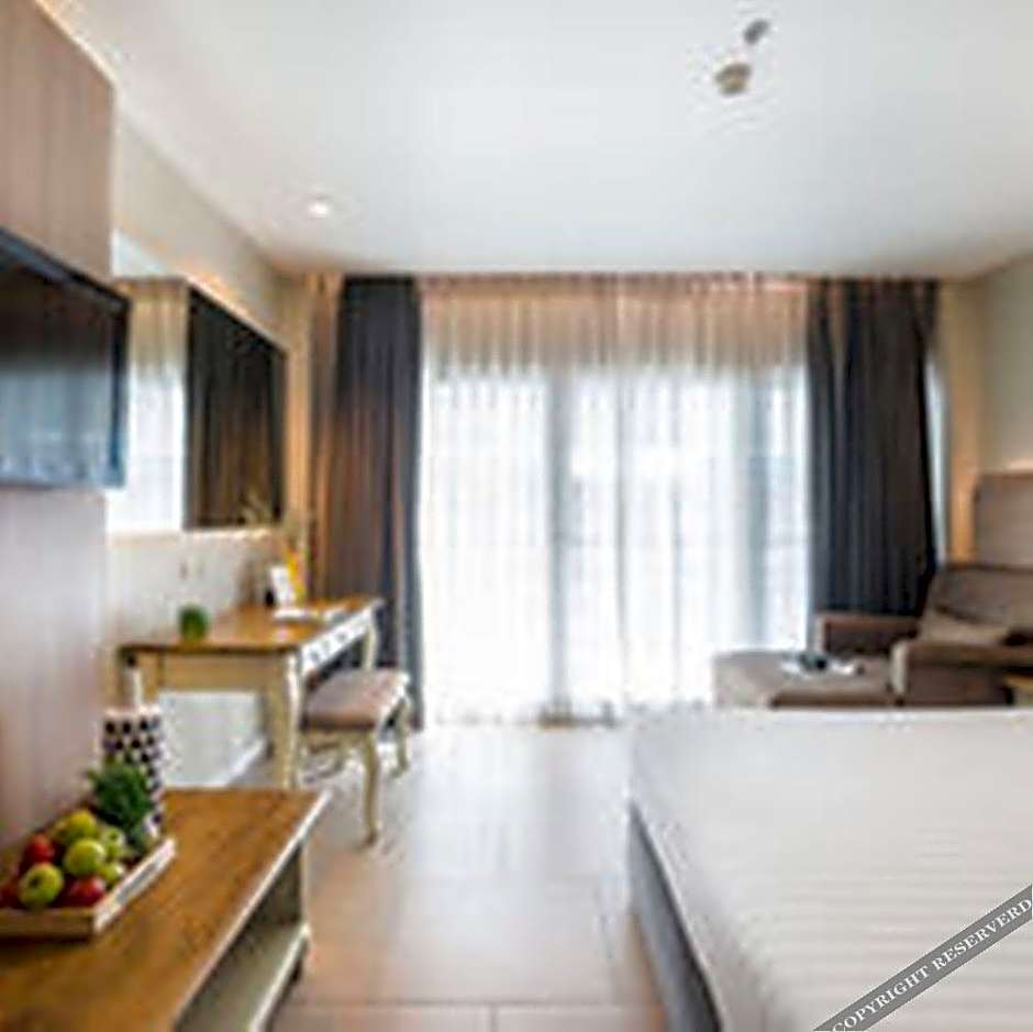 Sea Me Spring Too Hotel