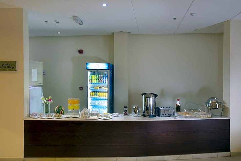 Grand Lily Hotel Suites