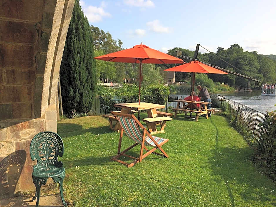 Old Mill Hotel & Lodge