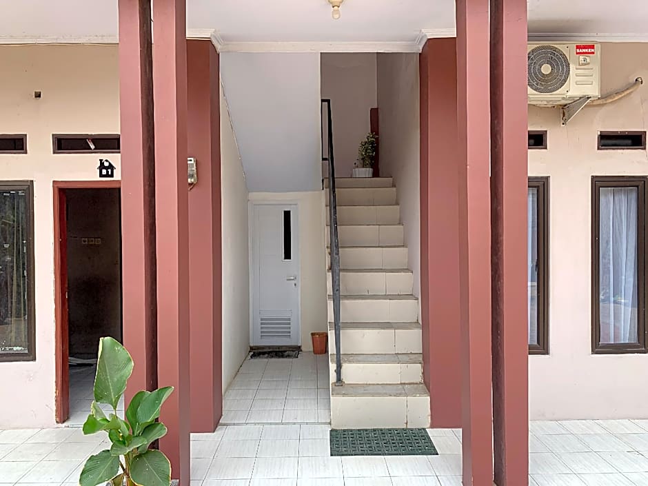 RedDoorz near FKIP UNTIRTA Serang