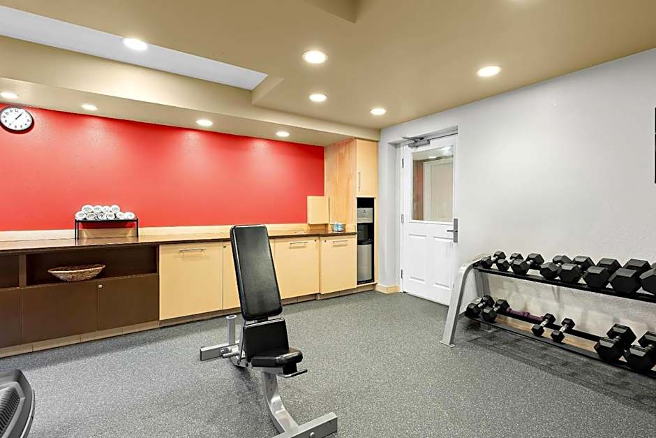 MainStay Suites Middleburg Heights Cleveland Airport