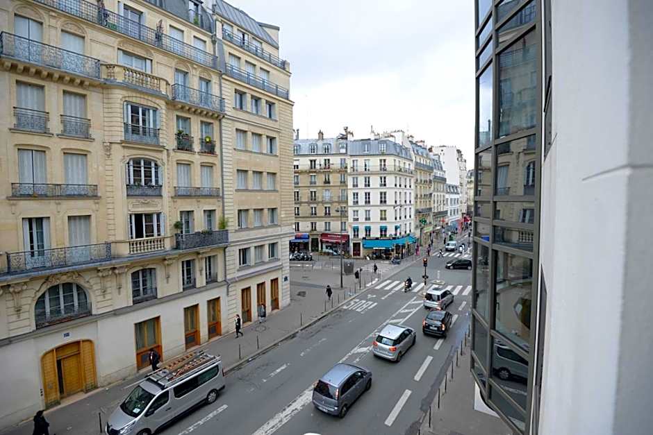 LAFAYETTE HOTEL