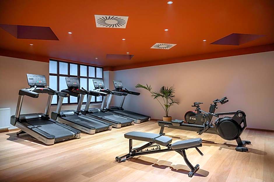 Almanac X Alcron Prague