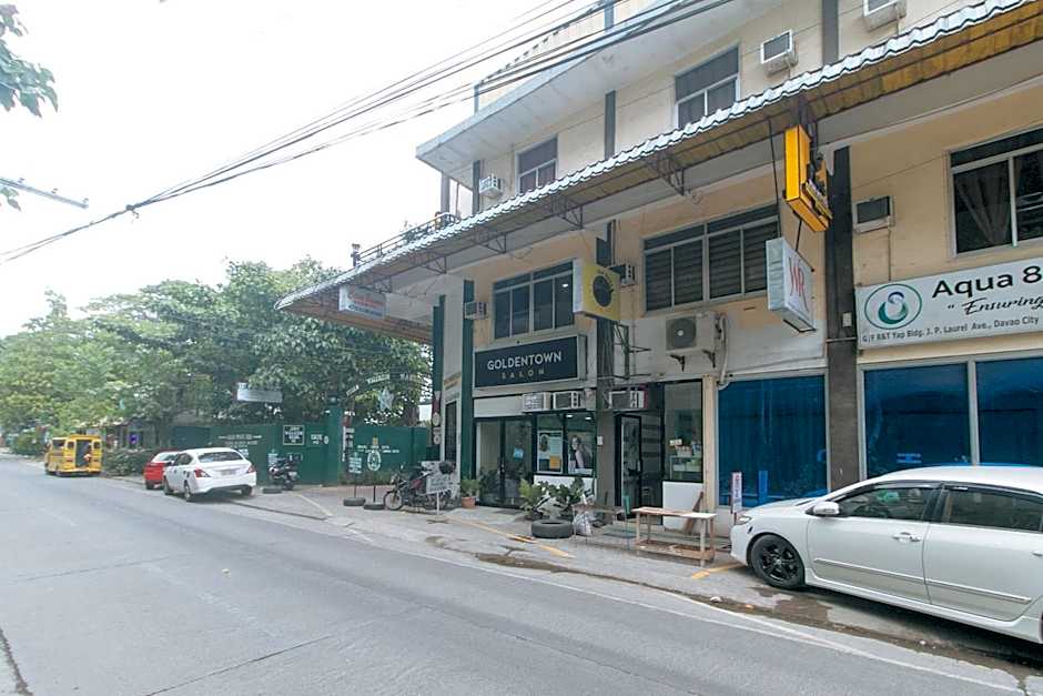 RedDoorz at Casa Buena Dormitel Davao City