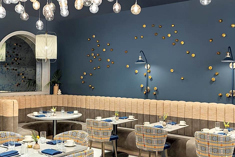 Crowne Plaza Virginia Beach Town Center by IHG