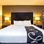 La Quinta Inn & Suites by Wyndham Oshkosh