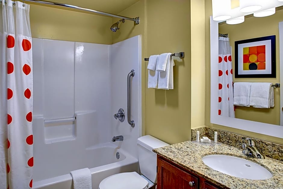 Mainstay Suites Columbus Worthington – Columbus, OH