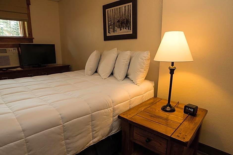 Silver Moon Inn