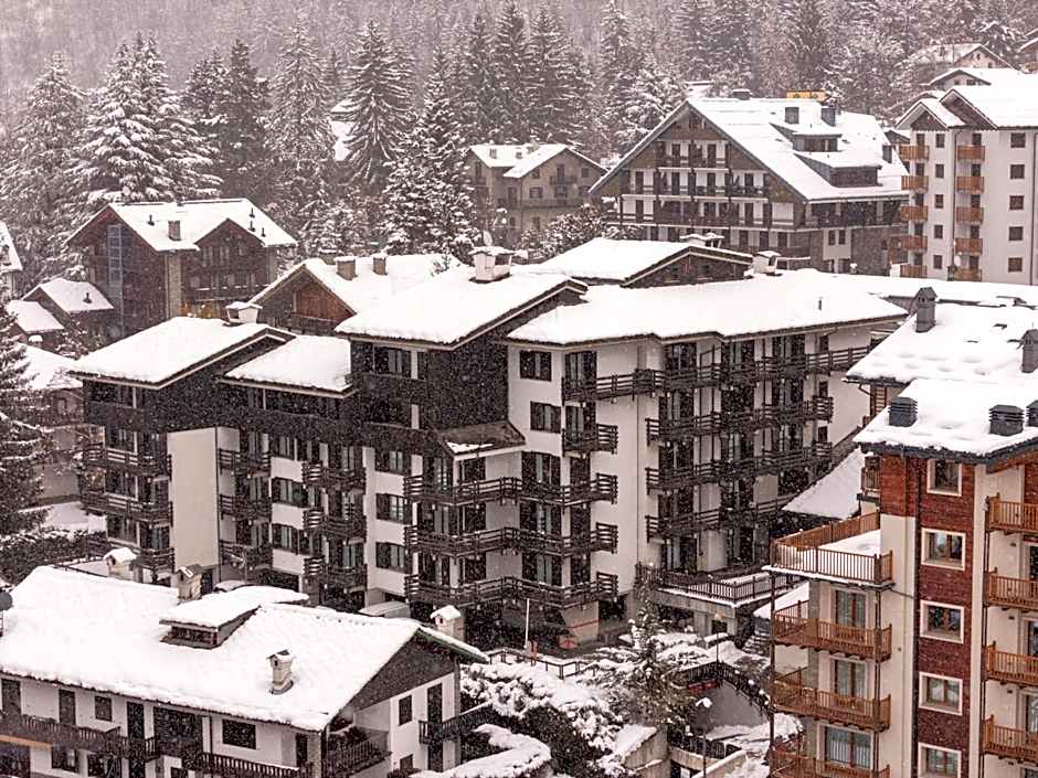 Hotel Les Jumeaux Courmayeur