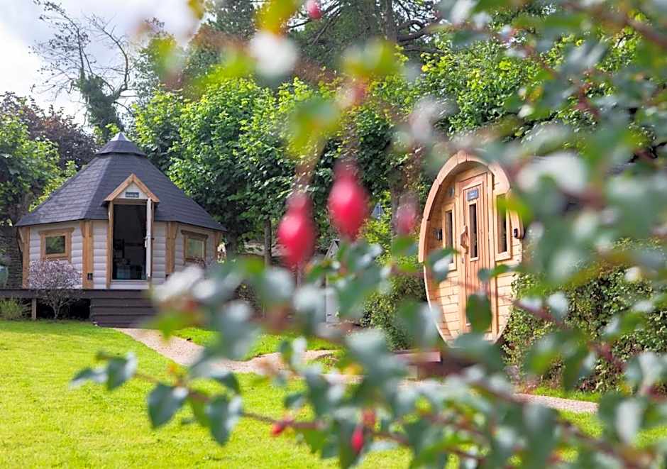 Burleigh Court Hotel