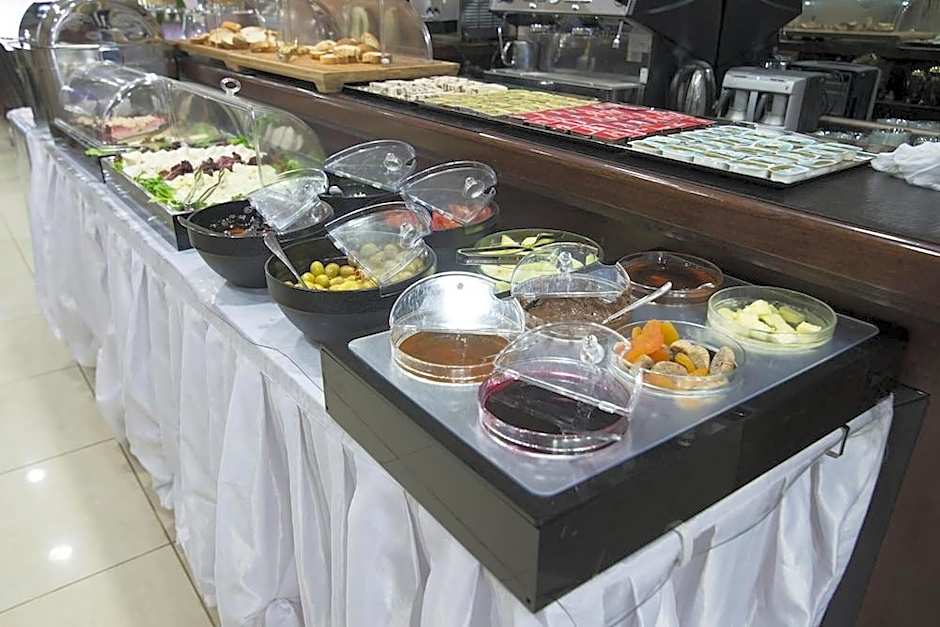 Cumbali Luxury Boutique Hotel