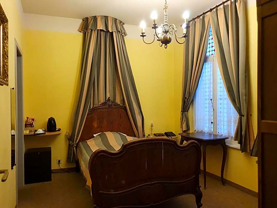 Erasmus Hotel