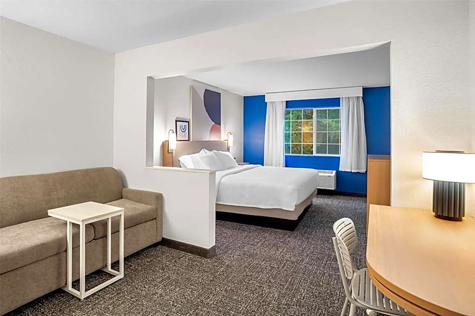 Spark by Hilton Tumwater