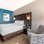 Comfort Inn & Suites Miami International Airport