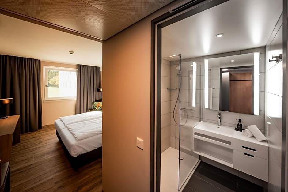 LOGINN Hotel Stuttgart Zuffenhausen