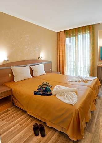 Economy Double or Twin Room (No Balcony)