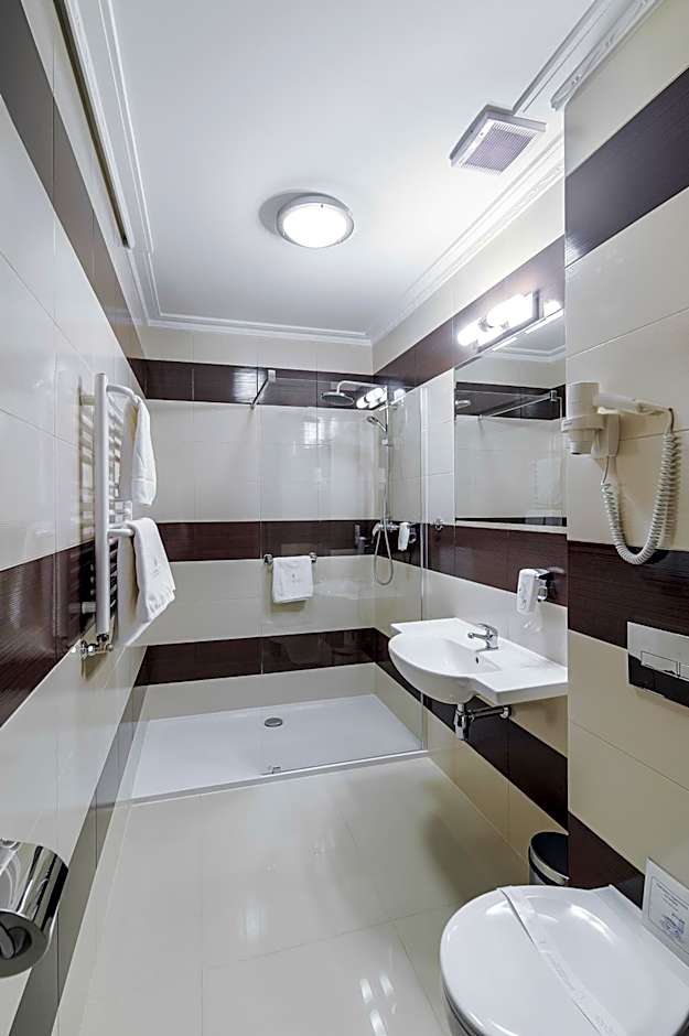 Hotel Luxor