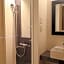 FFFFFF Hotel