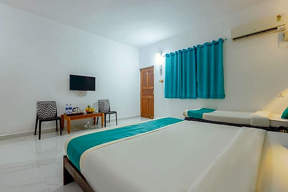 Baga Fantacia Beach Inn