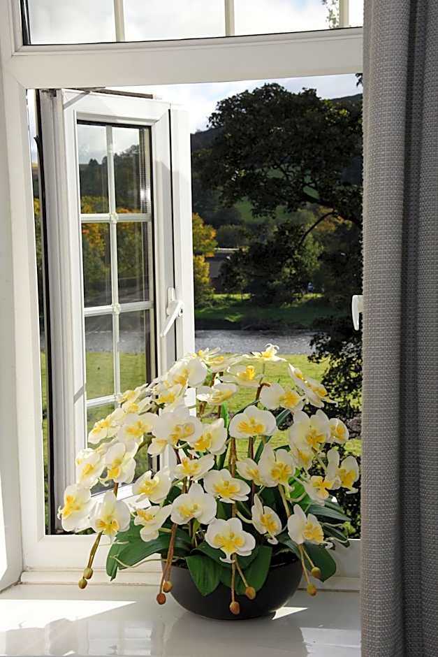 The Llanelwedd Arms Hotel