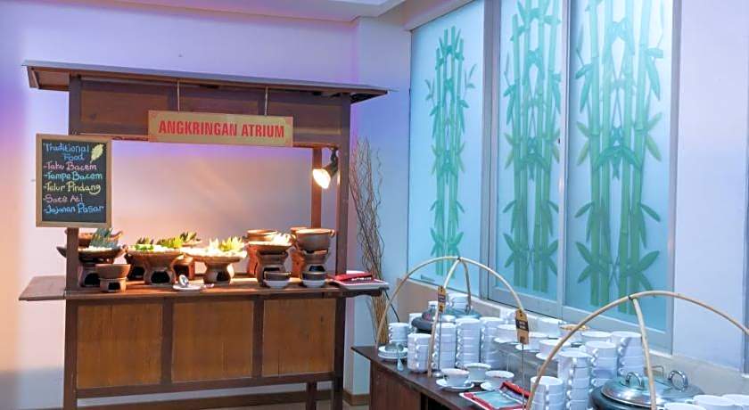 Atrium Premiere Hotel