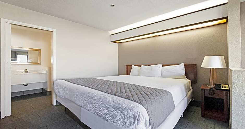 Budget Inn and Suites Stockton Yosemite