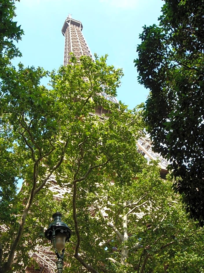 Hotel De L'Exposition - Tour Eiffel