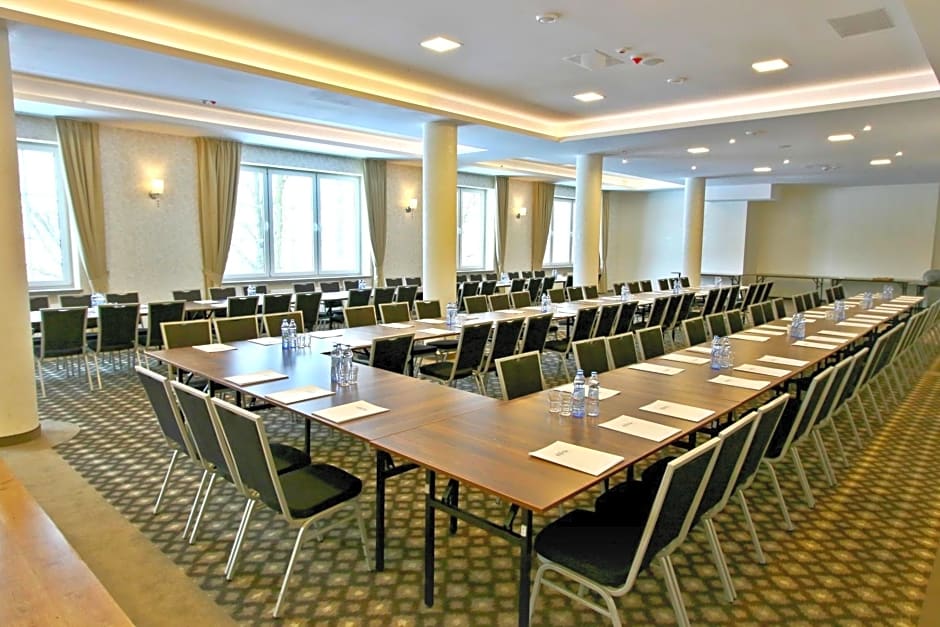 Hotel Nowy Zdrój - Centrum Zdrowia i Wypoczynku
