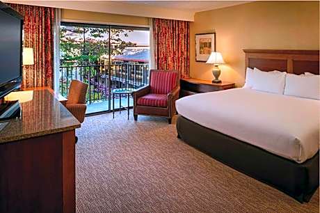King Room with Balcony