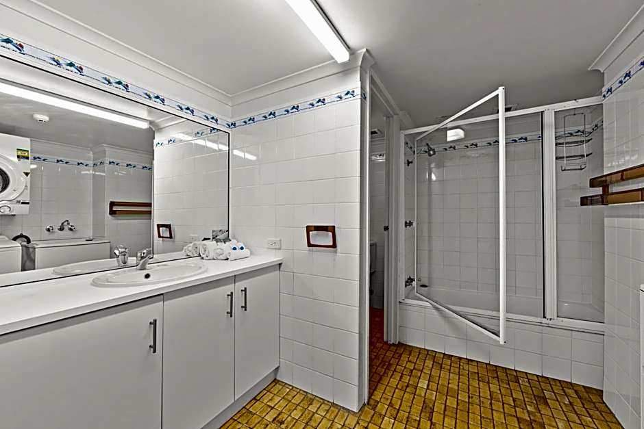 Northwind Beachfront Apartments