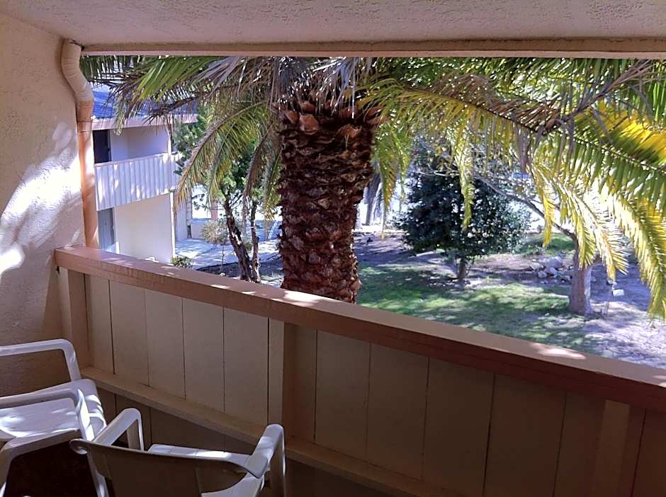 Americas Best Value Presidents Inn On Munras