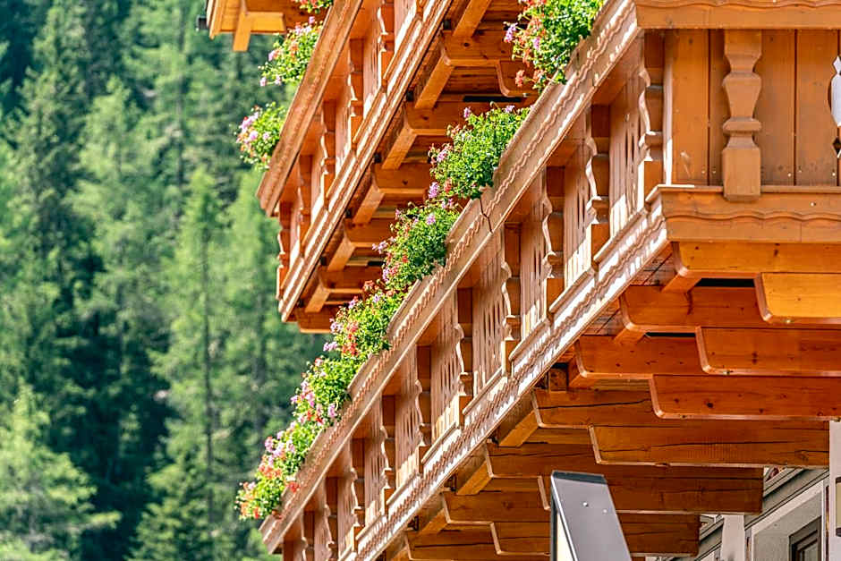 Hotel Schöpf - Mountain Hideaway