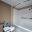 Quality Inn & Suites Camarillo-Oxnard