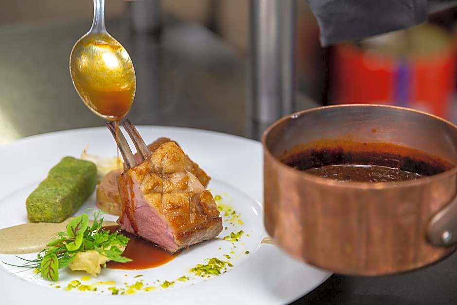 Hôtel Restaurant Famille Bourgeois "La Cote des Monts Damnés"