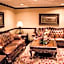 Holiday Inn Express Mentor Banquet Center By IHG