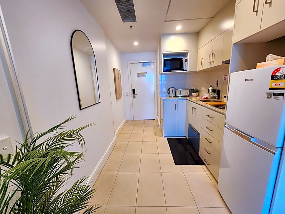 Deluxe Private Apartment and Studio - Ocean Views