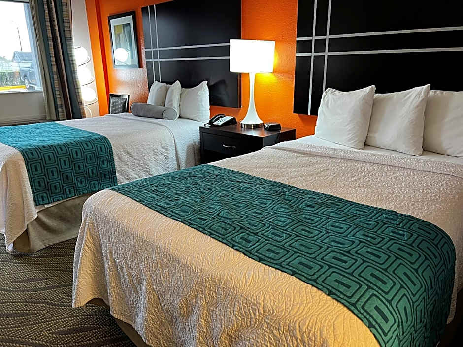 Howard Johnson by Wyndham Houston Heights/Downtown